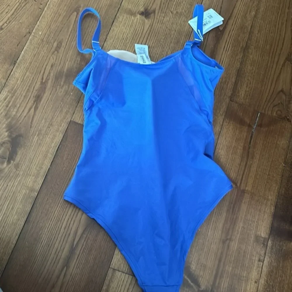 NWT WOLFORD Egyptian blue Juventas beach light shaping one piece swim L/B cup